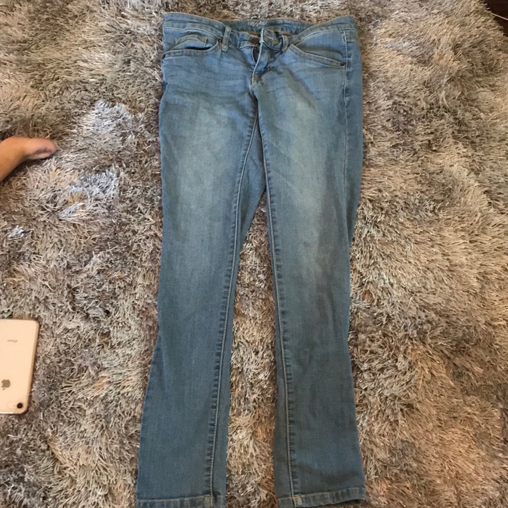 Light wash jeans